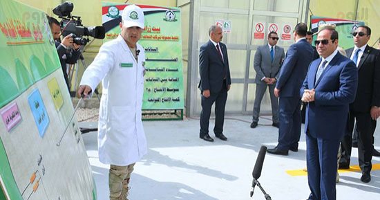 السيسي ينتصر لعمال اليومية.. ويوجه بتمويل شباب المبتكرين دون فائدة (فيديو وصور)