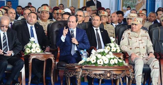 مصر على طريق الخير.. الرئيس يفتتح أول مراحل الـ100 ألف صوبة.. وضع حجر أساس 576 بيتا بالعاشر و2374 بأبوسلطان.. السيسي للحكومة عن حقوق عمال اليومية: اعملوها بقانون.. ويوجه بتمويل شباب المبتكرين بدون فائدة.. فيديو