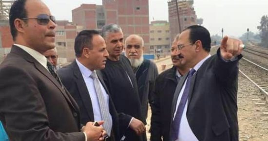 صور.. رئيس "سكك حديد مصر" يعاين نفق السيارات والمشاة ببركة السبع 