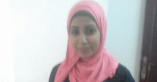 أصغر مأذونة فى مصر تتسلم مهام عملها من محكمة الأسرة بأسوان