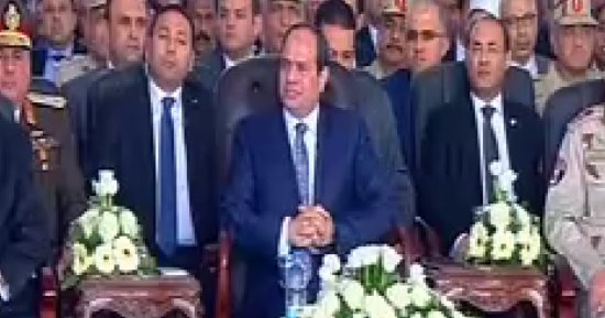 السيسي: تكلفة الصوب الزراعية كبيرة.. ولازم نكون حريصين على كل نقطة مياه