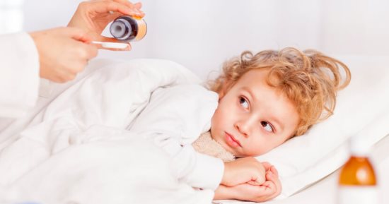 علامات الإجهاد والتوتر عند طفلك ونصائح للتعامل معه