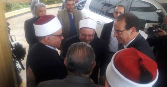 وزير الأوقاف والمفتى يفتتحان مسجدا بالدقهلية فى احتفال المحافظة بالعيد القومى