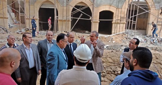 وزير الإسكان لمسئولى مشروع "روضة السيدة":" لازم يخلص آخر يونيو المقبل"