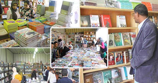 على راشد يفوز بجائزة الكتاب العلمى بمعرض الكتاب
