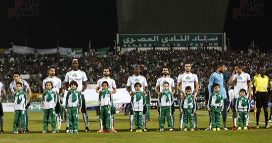 محافظ بورسعيد يهنئ المصرى بالفوز ويشيد بالجماهير