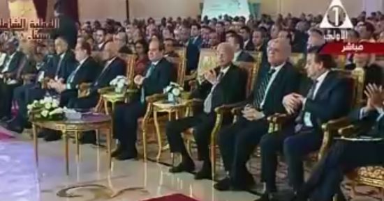 خالد عبد الغفار: بنك التنمية الإفريقى يدعم المساهمة بمشروعات الاستثمارات الذكية
