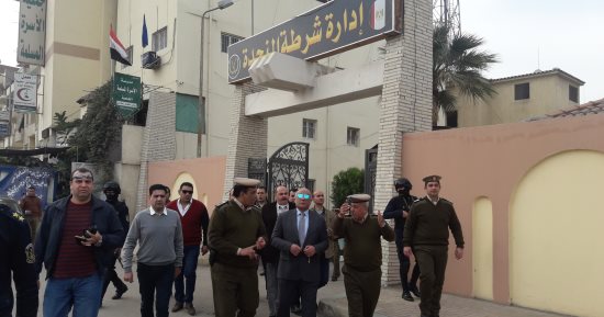 صور.. مدير أمن البحيرة يتفقد الأماكن الشرطية بمدينة دمنهور