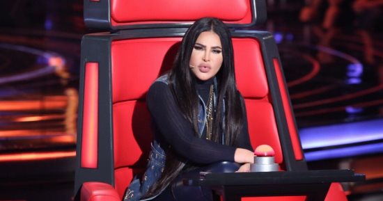 صور.. إطلالة أحلام فى the voice تثير الجدل كالعادة