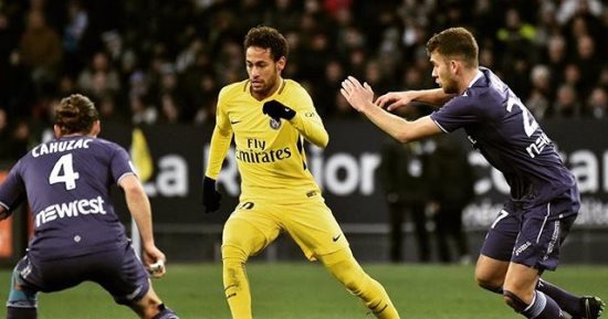 الإعلام الفرنسى يعلن الحرب مبكراً بين باريس سان جيرمان وريال مدريد 