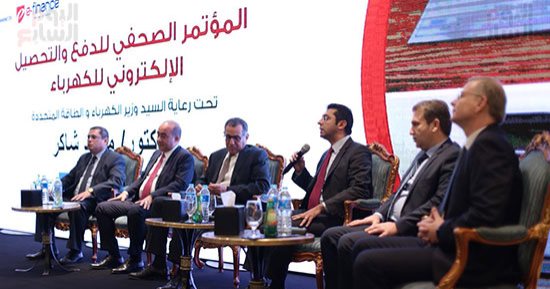 الكهرباء: رسوم خدمة العملاء بالفواتير لاعلاقة لها بنظيرتها للتحصيل الإلكترونى