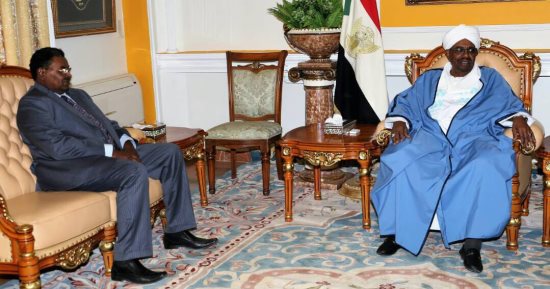 السودان وأمريكا يؤكدان ضرورة مكافحة الإرهاب وأهمية العلاقات بينهما