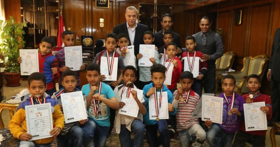 محافظ قنا يكرم أبطال الجمهورية فى "ووشو كونغ فو"