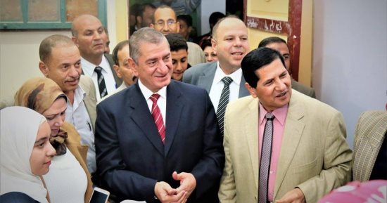 محافظ كفر الشيح يتابع الحملة القومية لمحو الأمية فى القرى والمراكز