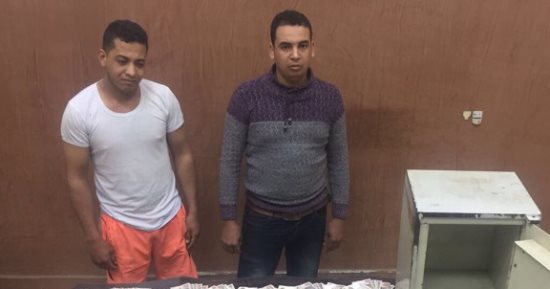 سقوط عامل استولى على 40 ألف جنيه وشيكات بـ2 مليون من محل عمله بالقاهرة