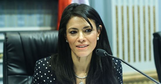 وزيرة السياحة من ألمانيا: مصر استعادت عافيتها.. ومتفائلون بعودة الحجوازت