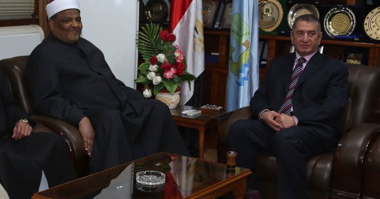 وكيل الأزهر يلتقى محافظ كفر الشيخ ويتفقدان فرع بيت العائلة المصرية