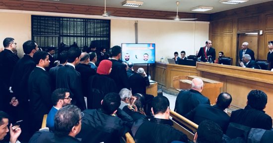 دفاع المتهمين بالاتجار فى الأعضاء البشرية يقدمون طلباتهم لهيئة المحكمة