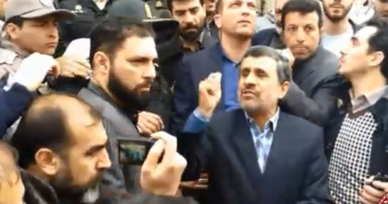 تفاقم الصراعات.. مكتب الرئيس الإيرانى يتهم "نجاد" بالتضليل بعد دعوته لمناظرته