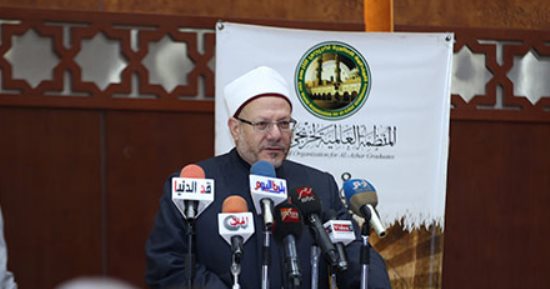 مفتى الجمهورية: لابد من وجود وسائل تشريعية وتربوية لمكافحة الفساد (صور)