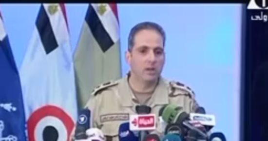 المتحدث العسكرى: نشكر أهالى سيناء لتعاونهم فى توفير معلومات عن الإرهابيين