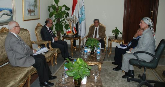 وزير البيئة يلتقى سفير دولة المكسيك بالقاهرة لبحث سبل التعاون