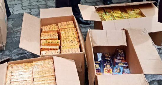 جمارك الصادر بالإسكندرية تكشف محاولة تهريب منشطات جنسية داخل أعشاب وينسون