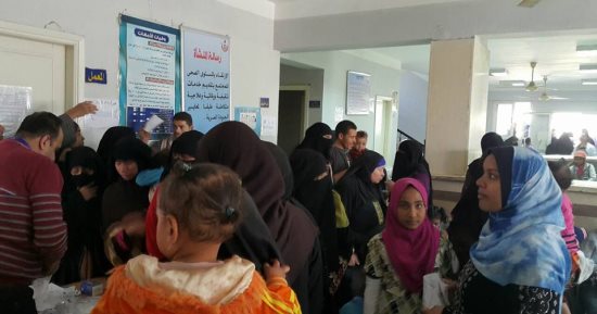 صور.. محافظ سوهاج: تنظيم قافلة طبية شاملة بقرية ونينة الشرقية بمركز سوهاج