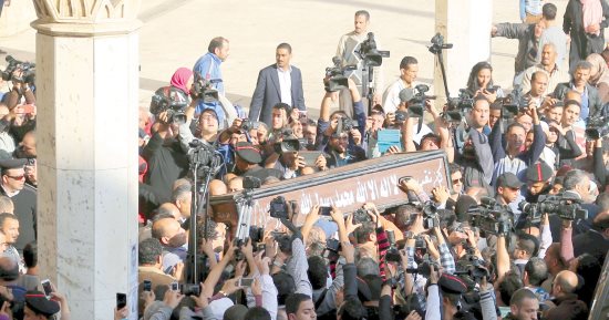سعيد الشحات يكتب ذات يوم 17 فبراير 2016 وفاة محمد حسنين هيكل الصحفى الذى اهتم العالم بما يعرفه ويفكر فيه اليوم السابع