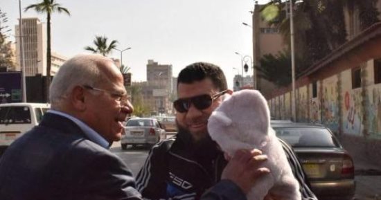 محافظ بورسعيد لمواطني حى العرب: هناك من يحاول وضع شبورة على الانجازات