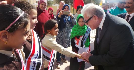 محافظ جنوب سيناء يعلن افتتاح 7 مدارس فى العيد القومى للمحافظة