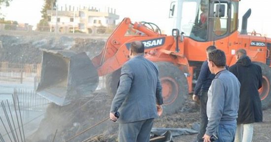 صور.. وقف أعمال إنشاء برج سكنى مخالف بكفر الشيخ وإزالة 15حالة تعدٍ بالحامول