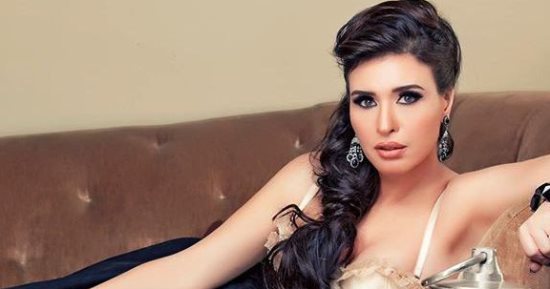 الراقصة دينا تتزوج مرتين فى دراما رمضان المقبل.. اعرف السر