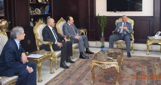محافظ البحر الأحمر يلتقى بممثلى شركات البترول بالغردقة