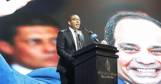 خالد صلاح للمشاركين فى احتفالية bt100: سيدات ورجال لم تلههم ثورة عن بناء بلدهم (صور)
