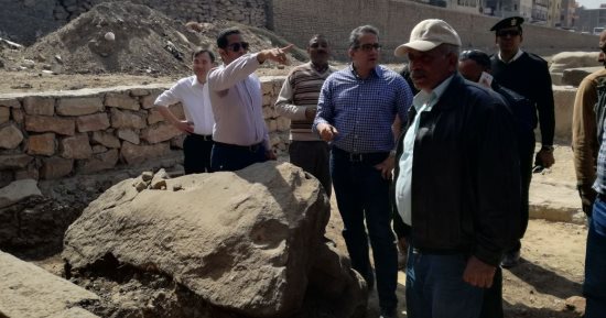 صور.. وزير الآثار يتفقد أعمال إعادة إحياء طريق الكباش الفرعوني بالأقصر