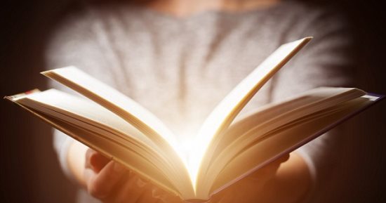 دلع جسمك ..القراءة تحافظ على الصحة العقلية وتحميك من الألزهايمر