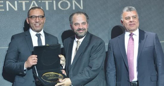 تكريم محمد كامل رئيس مجلس إدارة "برزنتيشن" فى احتفالية Business Today