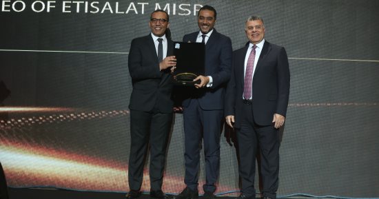 تكريم أيمن عصام رئيس الشئون الخارجية بفودافون مصر خلال حفل Business Today