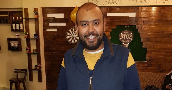 صور.. نجوم مسرح مصر يحتفلون بعيد ميلاد مصطفى بسيط 