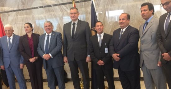 رئيس هيئة الرقابة المالية يستقبل وفدا من اللجنة الاقتصادية بمجلس النواب