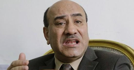 جنايات الجيزة تجدد حبس معتز ودنان المتهم فى "حوار هشام جنينة" 45 يوما