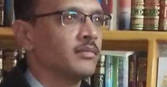 الإرهابى عاصم عبد الماجد يدافع عن قناة الجزيرة.. وباحث يرد: عنده خلل عقلى