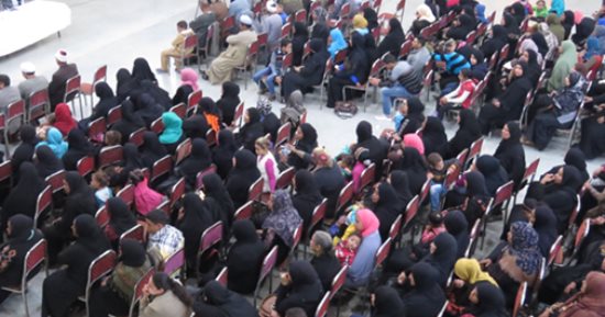 صور.. الداخلية تقدم مساعدات للمفرج عنهم وأسر السجناء فى الأقصر