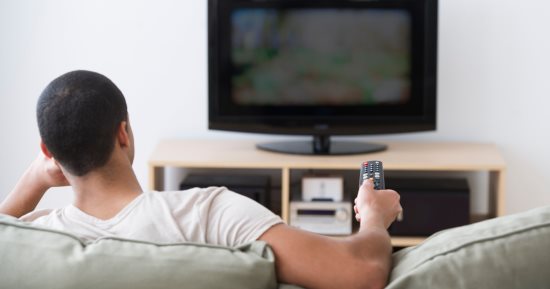 كيف يمكن أن تؤثر ساعة من الجلوس على دماغك؟