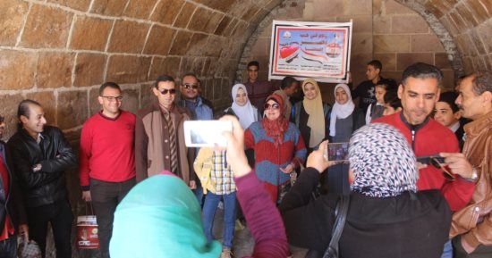 سياحة أسيوط تنظم رحلة للطلاب المتميزين بالمدارس لنشر الوعي السياحي