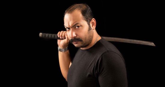 نقيب المهن التمثيلية: من لم يحترم قوانين النقابة لن نحترمه