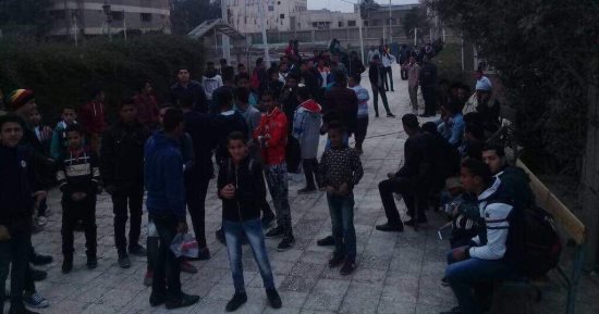 صور.. احتشاد جماهير المقاصة باستاد الفيوم استعدادا للزحف القاهرة