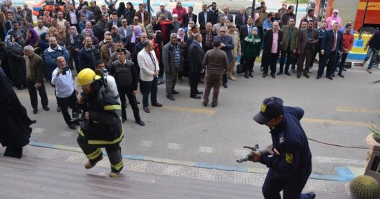 صور.. محافظ الإسماعيلية يشهد سيناريو لإخلاء مبنى الديوان العام من الموظفين