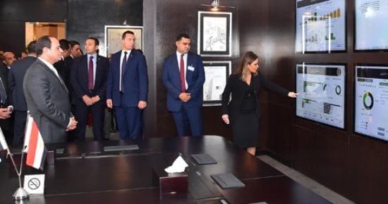 السيسي للمصريين: "إحنا جبنا جون فى موضوع الغاز.. وهنبقى مركز إقليمى للطاقة" (صور)
